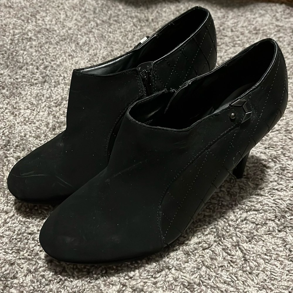 Black heels